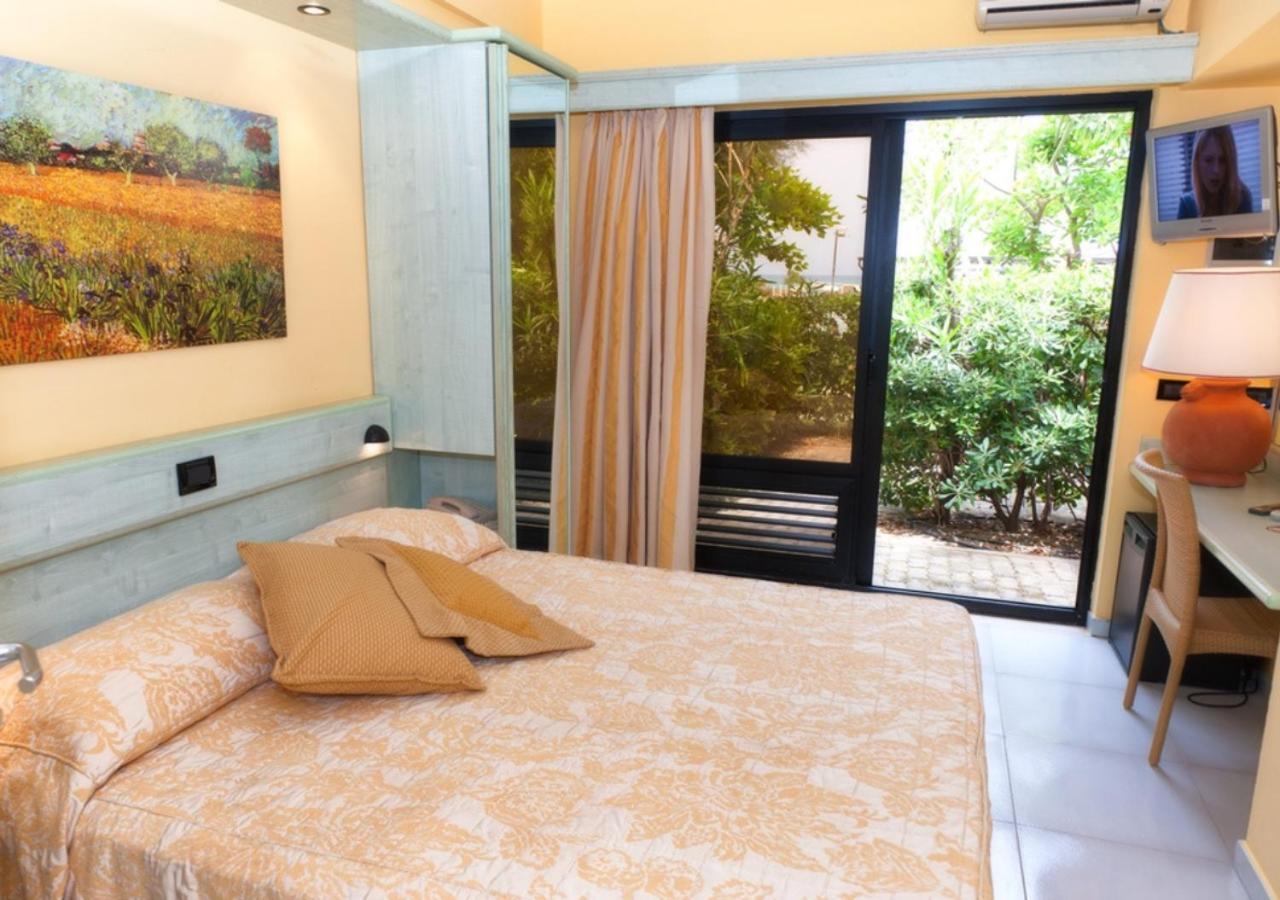 Standard Double or Twin Room,1742674063:JPEG